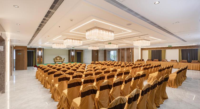 Lemonridge Hotels IDPL Balanagar - image 16