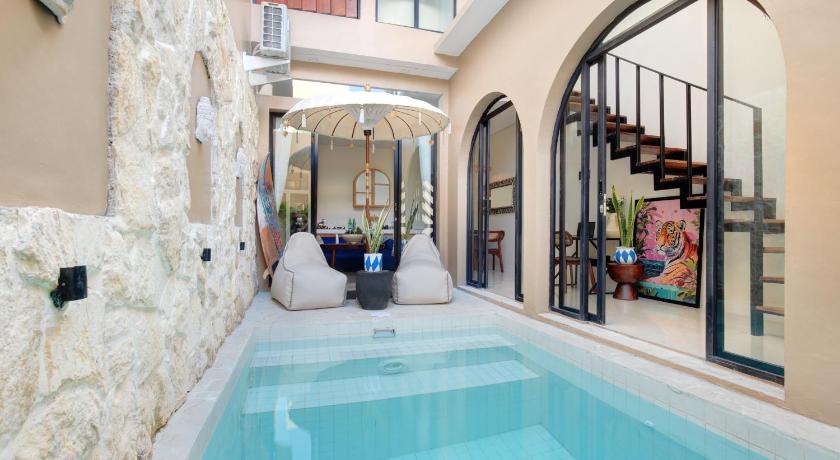Tampilan Ulu Luxury Loft 1BR with Romantic Bathtub near Melasti Beach
