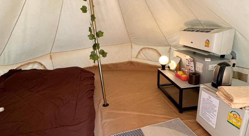 Khao Yai NP โฮมสเตย์ นอนเต็นท์ติดแอร์ 3-Star Hotel lobby