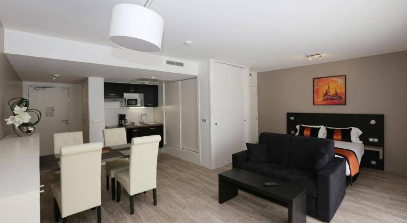 블랑크포르 Les Criquets Hotel & Spa 3성급 호텔 스위트룸