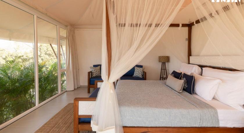 Image of Glamping Tents 3