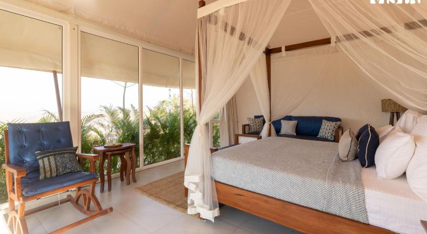 Image of Glamping Tents 10