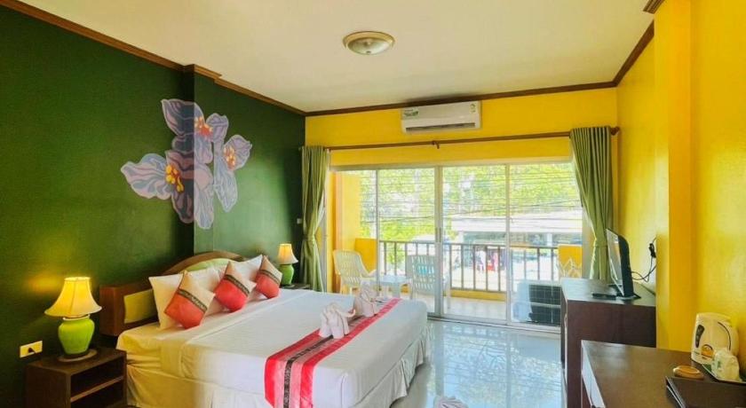 Image of Standard Double Room with Street View 4