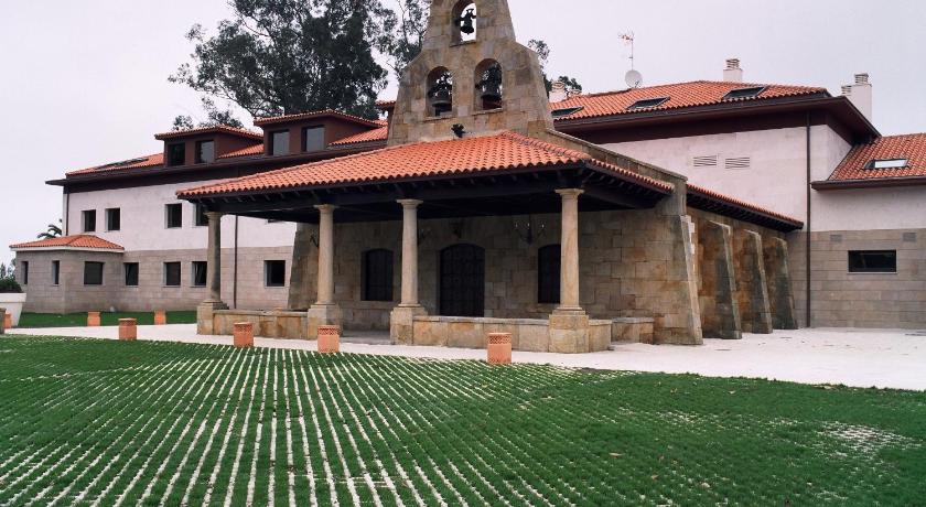 Oca Palacio De La Llorea Hotel & Spa