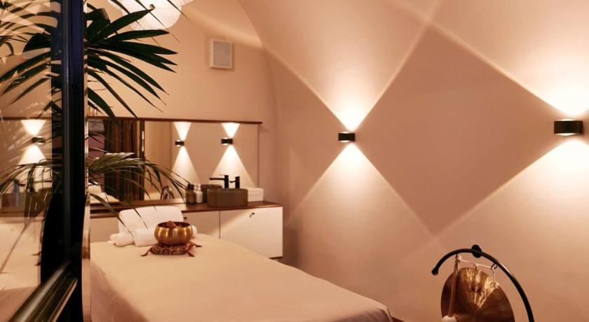 베를린 Telegraphenamt 5성급 호텔 로비