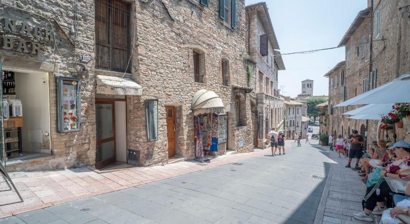 아시시 Monolocale San Pietro 2성급 싱글룸 레스토랑