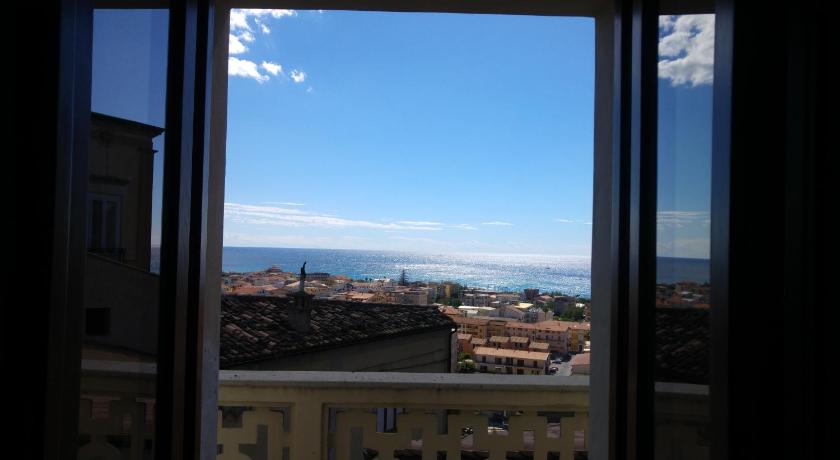 A casa di Anna - vista mare nel centro storico