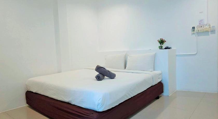 Image of Standard Double Bed 12