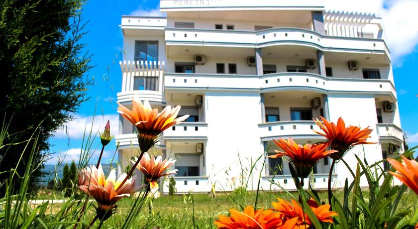 Apartments Perezaj II — Hotel in Ulcinj