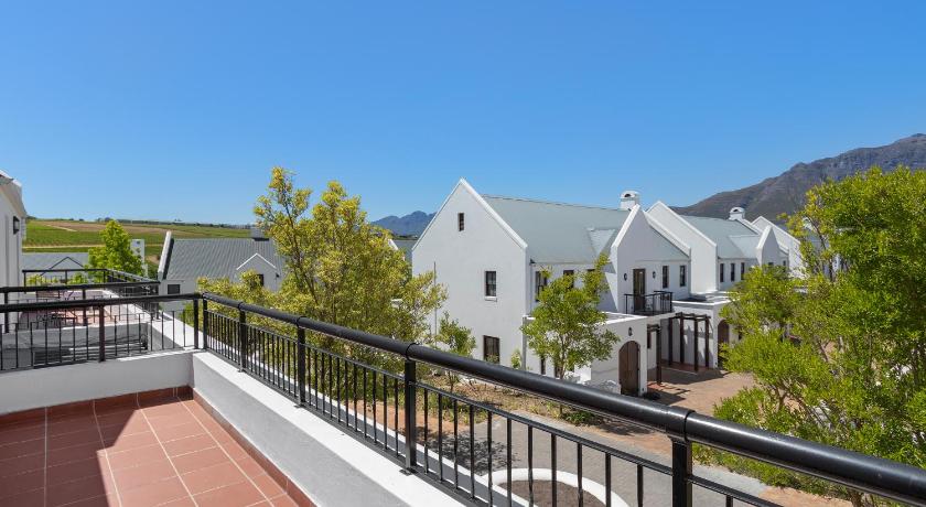 Winelands Golf Lodges 40 at De Zalze - image 5