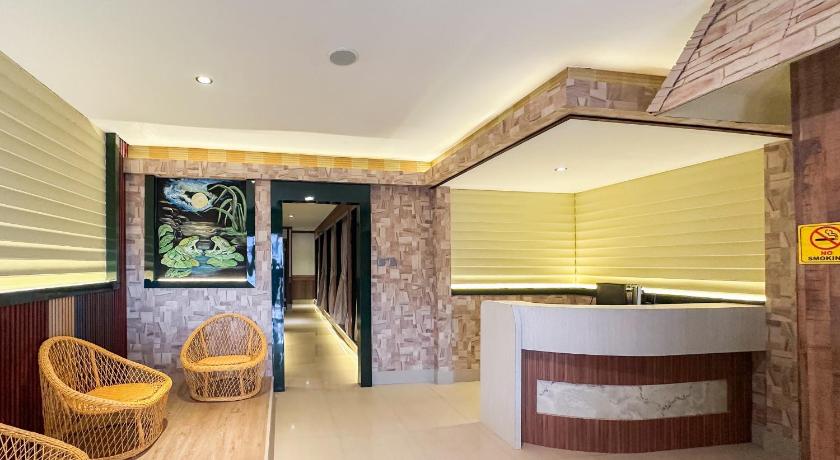 RedDoorz Plus @ Pasar Bengkong Centre Batam – Batam Island, ID