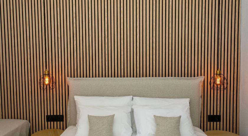 Image of Triple Room with Sea View 17