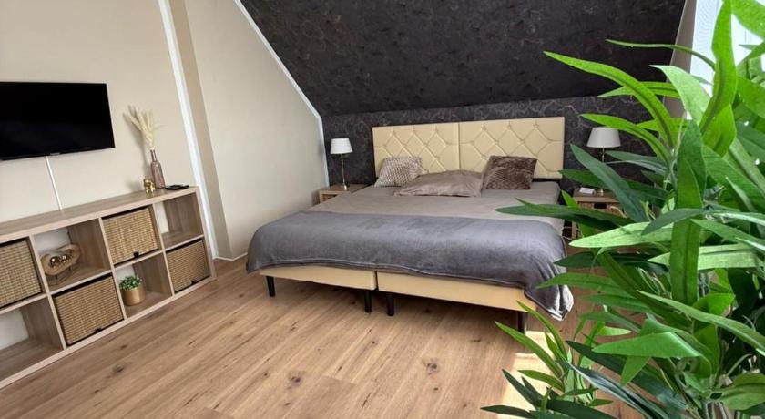 Appartement 1 - Einzimmerwohnung mit Kuche und Bad