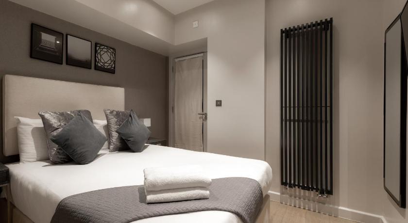 Image of One-Bedroom Apartment 9