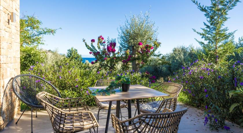Image of Holiday Home with Garden and Partial Sea View 10