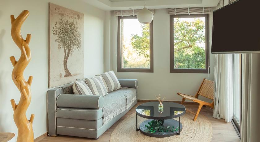 Image of Holiday Home with Garden and Partial Sea View 4