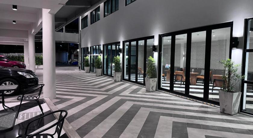 The Kite Hotel - image 4