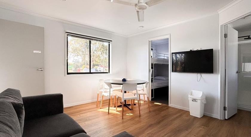 Gippsland Region BIG4 Traralgon Park Lane Holiday Park 4-Star Guesthouse exterior