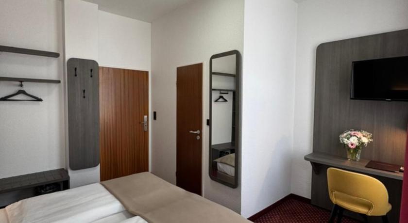 Image of Double Room 12