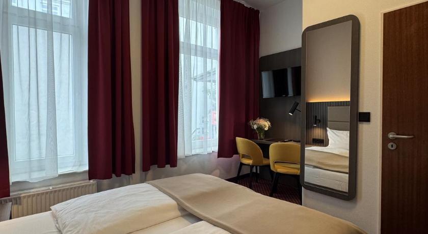 Image of Double Room 3