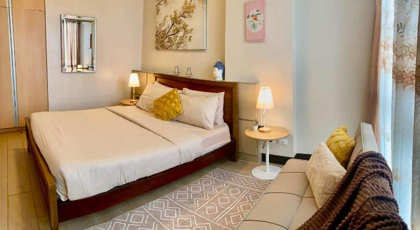 セブ Flow 8 Suites at Mactan Newtown 2つ星 ホテル ロビー