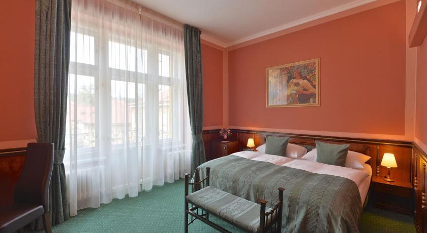 Image of Deluxe Room 16