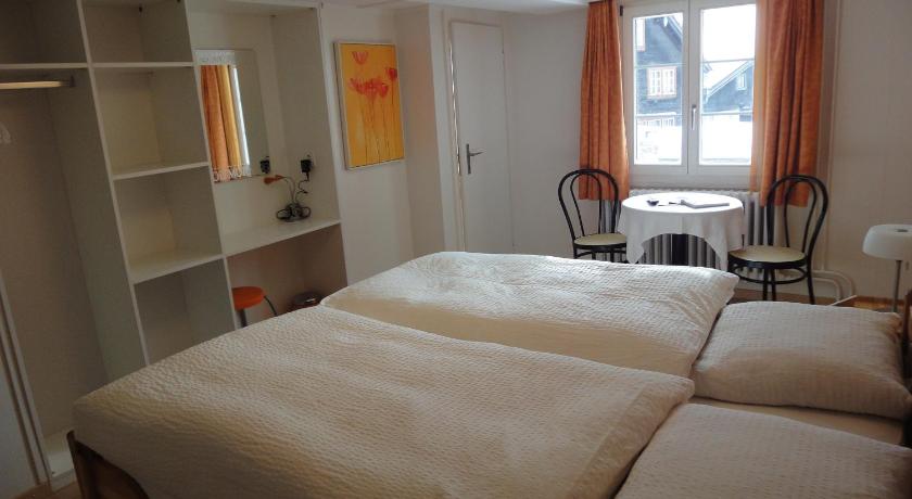 Image of Double Room with Private Bathroom 3
