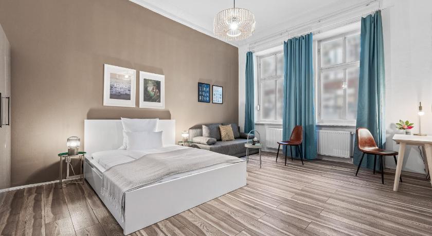 베를린 Holiday 33 Apartment K next to Alexanderplatz, 4 rooms with bathroom & guest toilet 4성급 싱글룸 객실