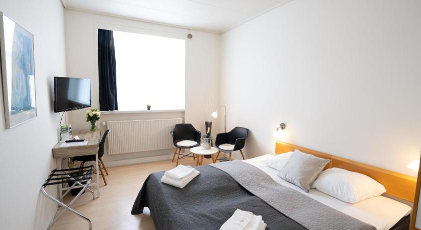 Image of Twin Room 0