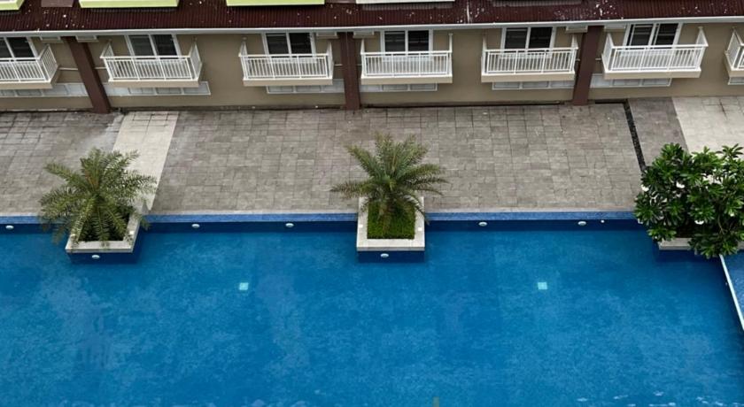 宿务 Cozy Staycation Near Cebu Airport with Pool & Gym , Free Wifi 3星级 酒店 泳池