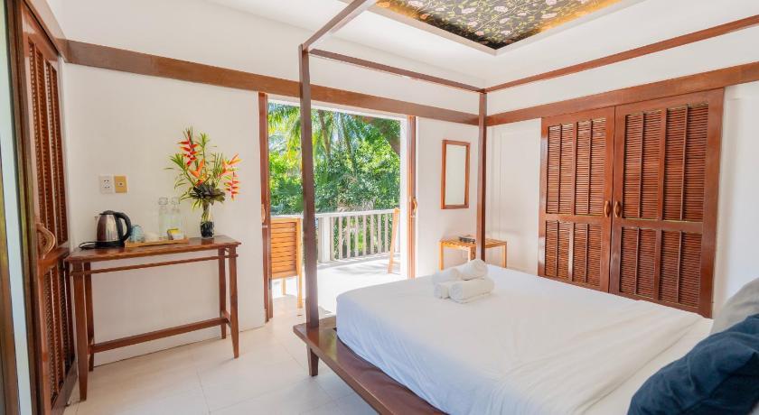 Image of 2-Bedroom Hillside Summit View Villa 4