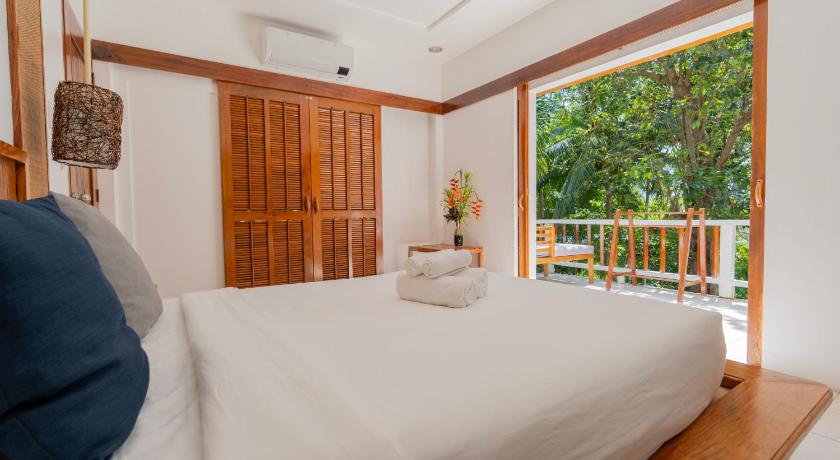 Image of 2-Bedroom Sea View Villa 11