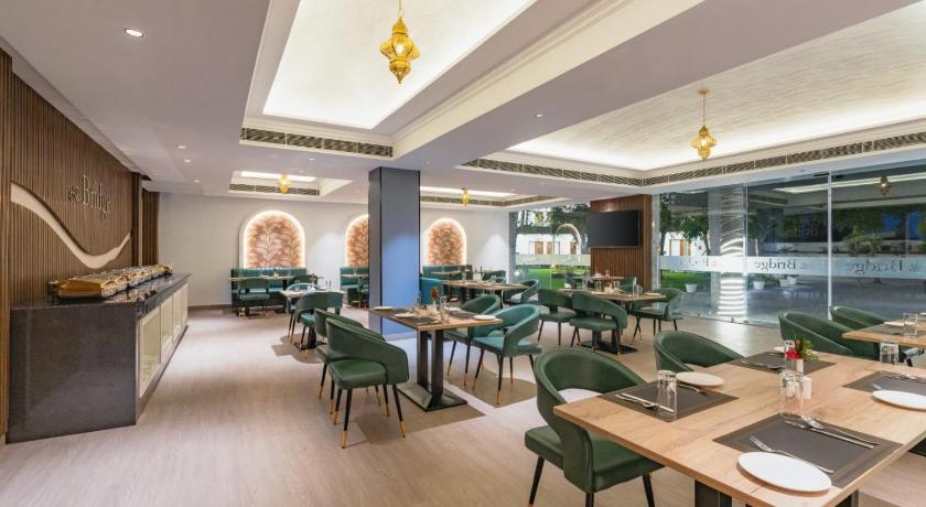 Clarks Inn Bichpuri, Agra photo 5