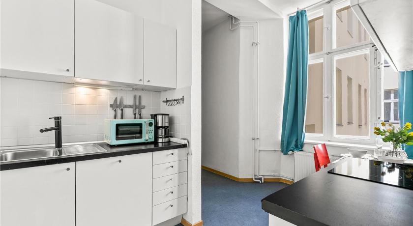 베를린 Holiday 33 Apartments EFG Schönhauser Allee mit Balkon (Holiday 33 Apartments EFG Schonhauser Allee mit Balkon) 3성급 게스트하우스 외관