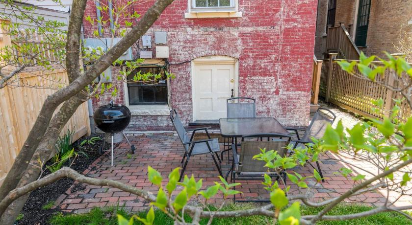 Portland (ME) Local Landmark - Gorgeous Historic Home 4-Star Accommodation view