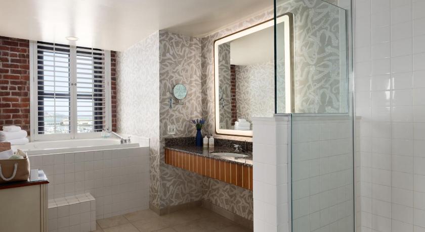 Image of Suite 9
