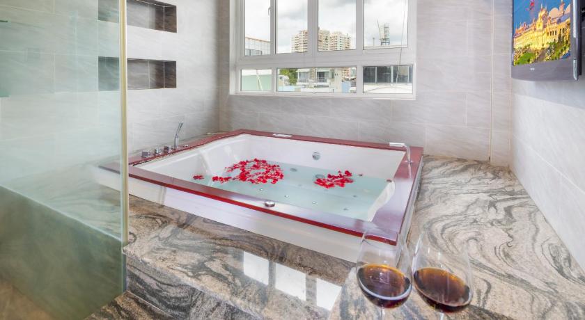 ホーチミン Diamond Crown 2 Hotel 3つ星 ホテル ロビー