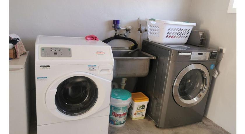 キンバ Kimba Units 4つ星 ゲストハウス 客室