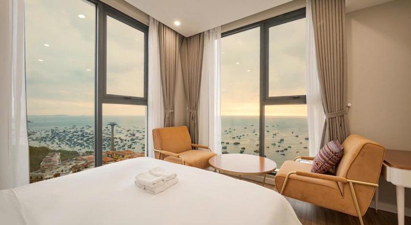 Căn Hộ 2 Phòng Ngủ Có Ban Công (Two-Bedroom Apartment with Balcony)