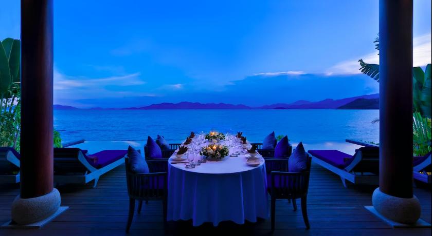 Image of Two-Bedroom Beachfront Pool Villa 7