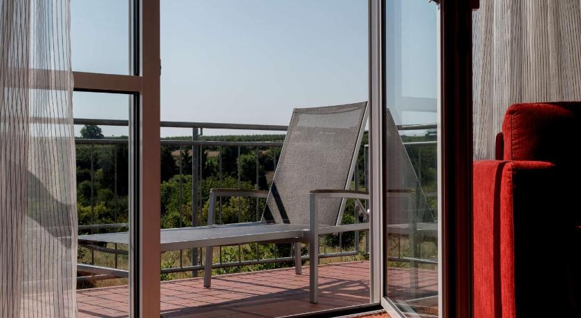 Superior-Apartement, sep. building 300m from the main building (Superior-Apartement, sep. building 984 ft from the main building) attēls 8