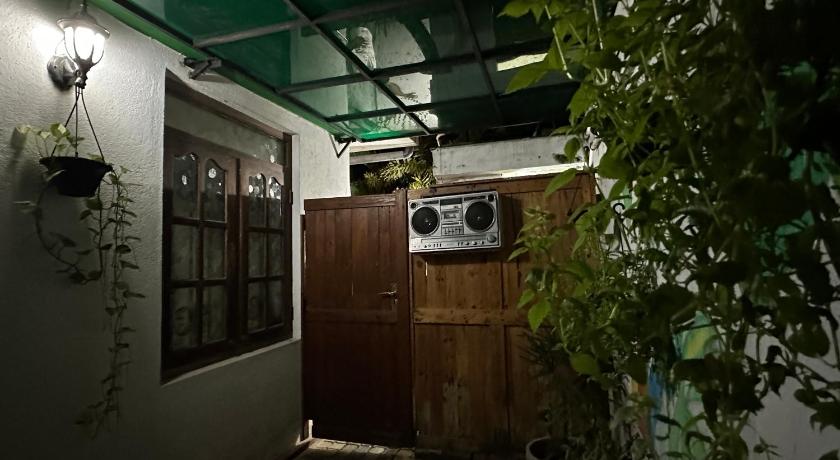 Sky Hostel Negombo - image 39