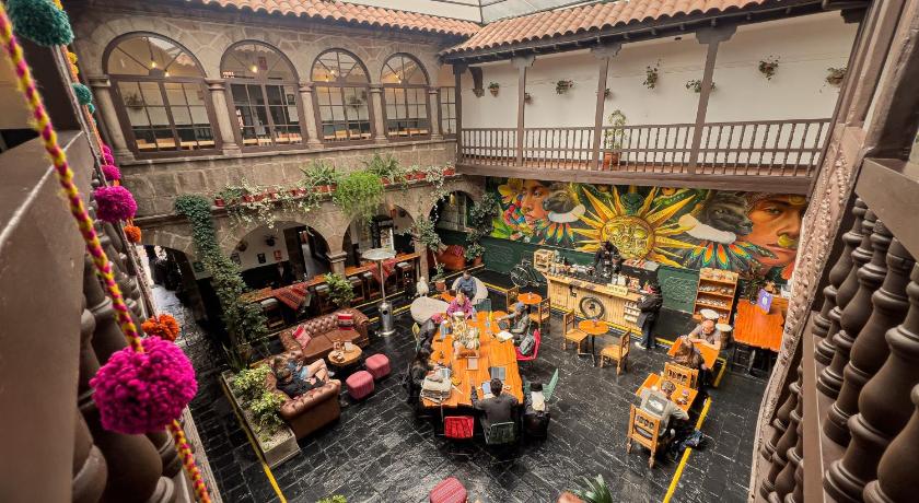 Black Llama Hostel Cusco
