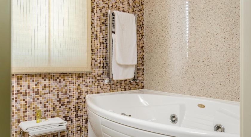 صورة جناح رئاسي (Presidential Suite) 11