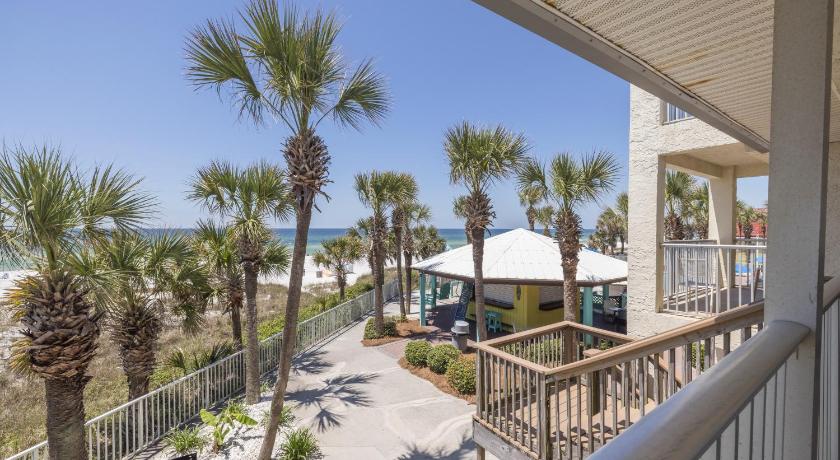 Image of Deluxe Queen Room 1