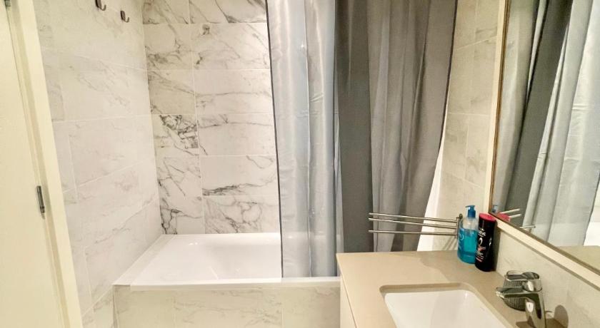 Belgrade Melania 2-Star Single Room lobby