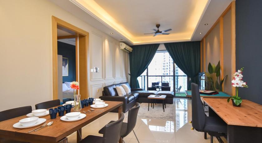 Johor Bahru R&F Seaview Sunrise Suite | 6 Pax【Arcade Game】 4-Star Guesthouse pool