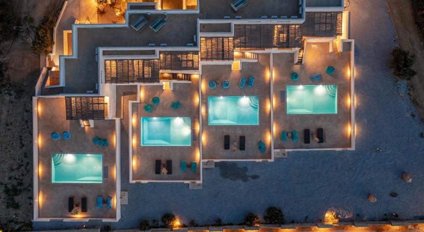 White Cocoon Exclusive villas - image 2
