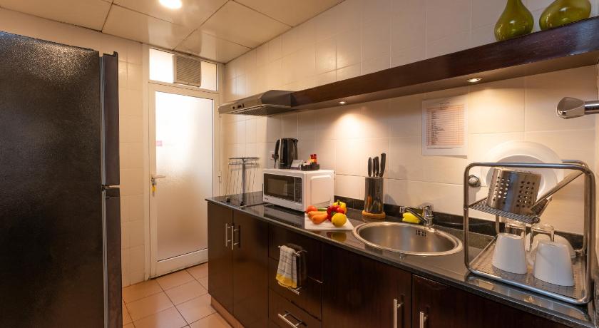 Image of One Bedroom Deluxe Suite 9