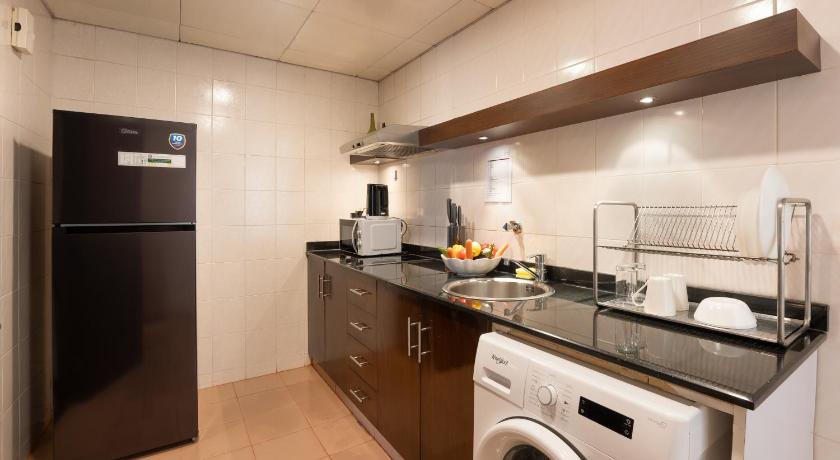 Image of One Bedroom Executive Suite 13